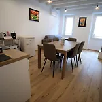 Loggia Tre Piazze Apartments